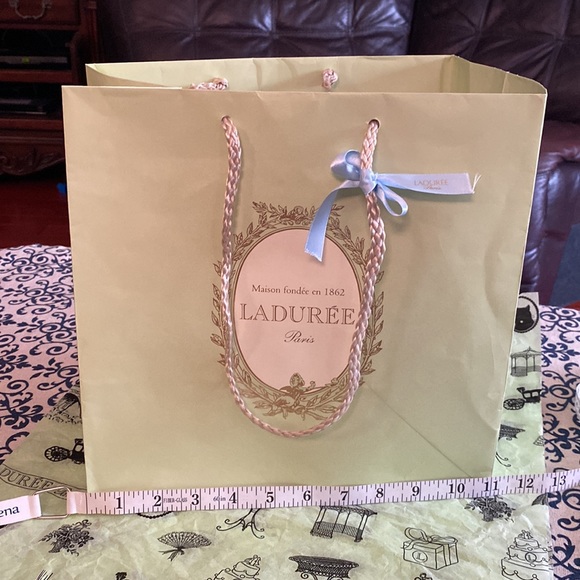 Laduree bag & box set - Picture 14 of 16